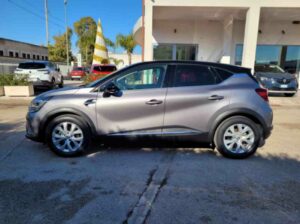 Renault Captur usato Lecce 2